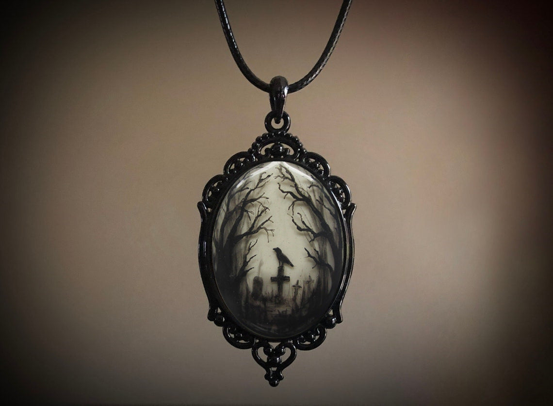 NEVERMORE Pendant Necklace