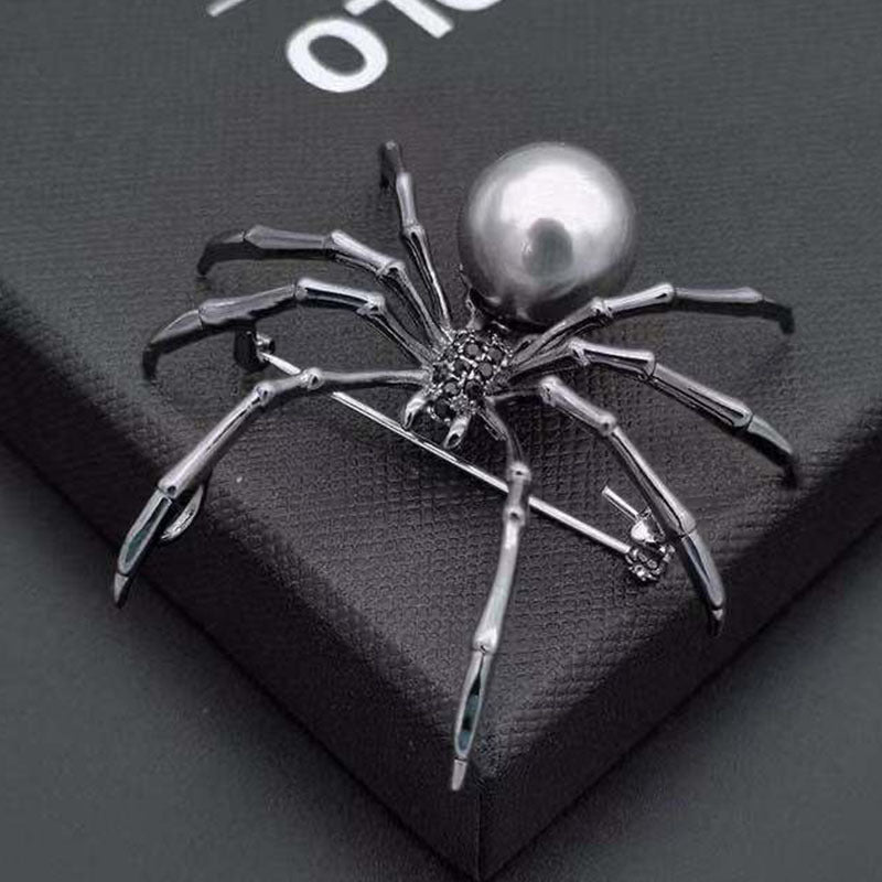 ARACHNELLA Brooch