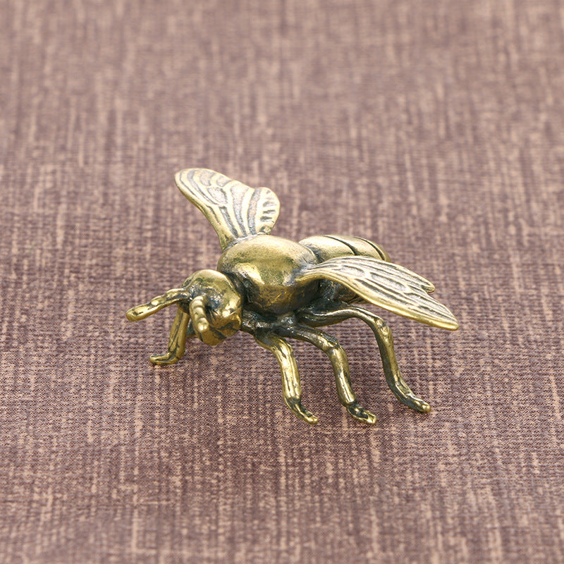 BEE Handmade Pure Brass Home Ornament